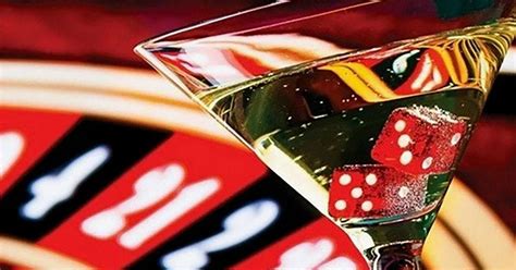 why do casinos give free drinks